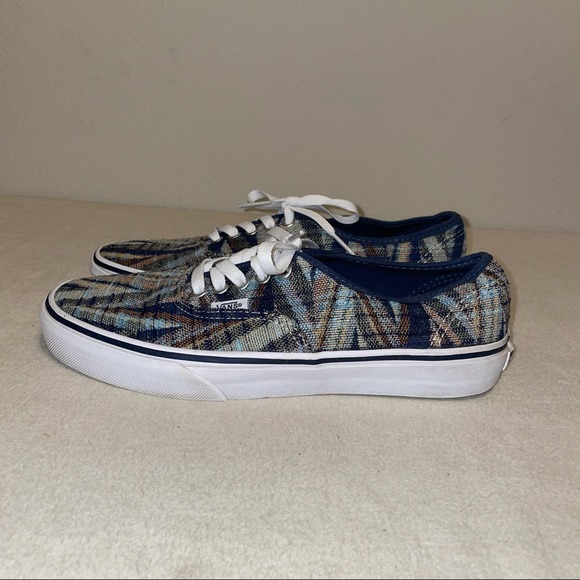 Vans Unisex Blue Embroidered‎ Sneakers size M8.5 or W10 - Picture 1 of 10